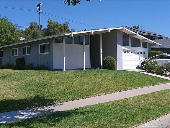 4th image of 3525 Castle Rock Rd