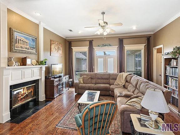 2nd image of 38279 Lakeview Ct