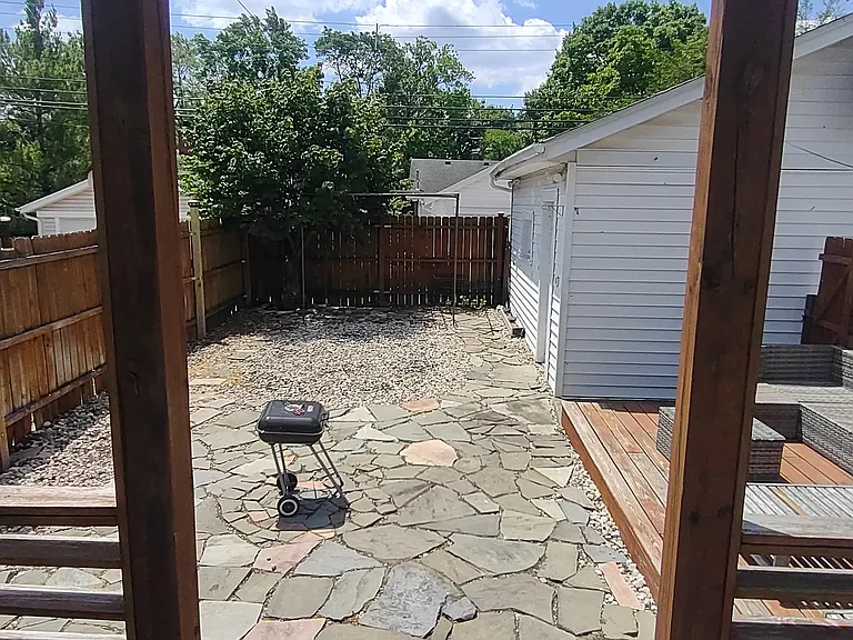 220 Monteray Ave — Photo 22