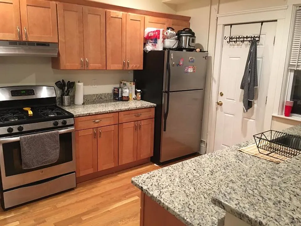 10 Quint Ave #2