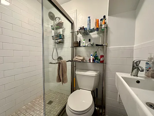 Rented by JB Mac Real Estate Inc. | media 31