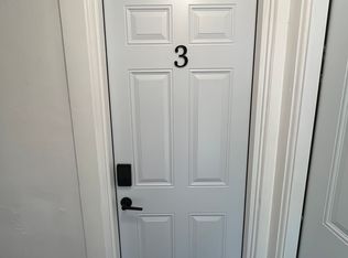 215 W 16th St APT 3, Davenport, IA 52803