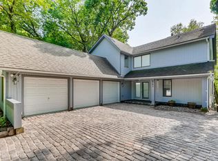 4761 Woodcliff Ln, Palatine, IL