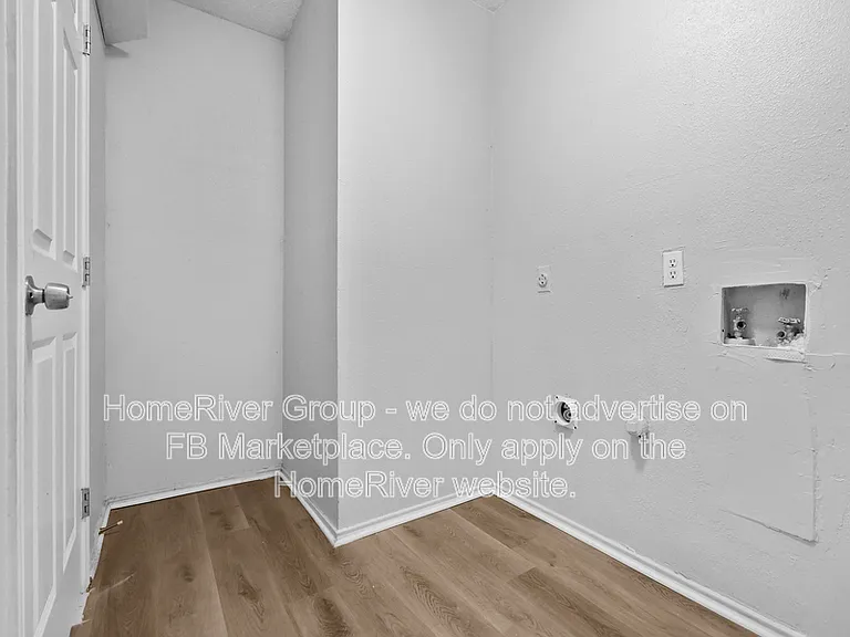 10215 Brad Fld — Photo 8