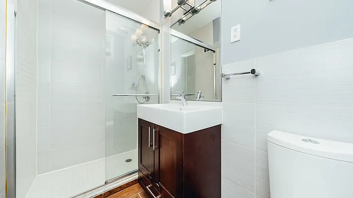 Rented by Nooklyn NYC LLC | media 27