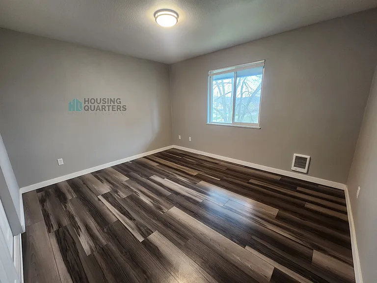 12421 E Riverside Ave #6 — Photo 6