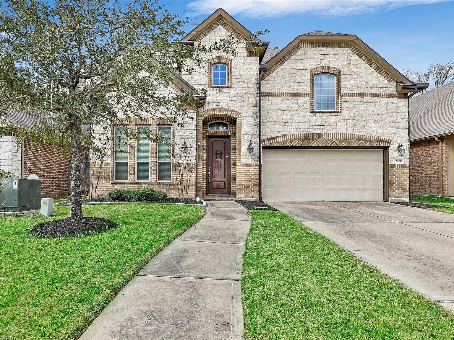 4 bed, 4.5 bath, 2985 sqft, $3,100 — Photo 3