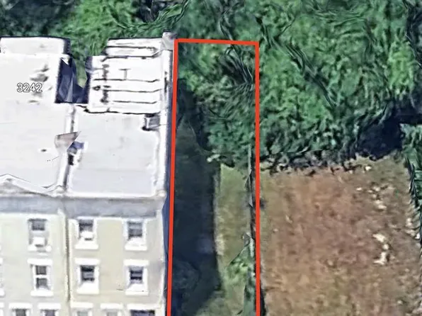 3246 N 15th St, Philadelphia, PA 19140