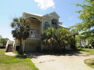 19 Isle Of Palms Dr, Murrells Inlet, SC 29576