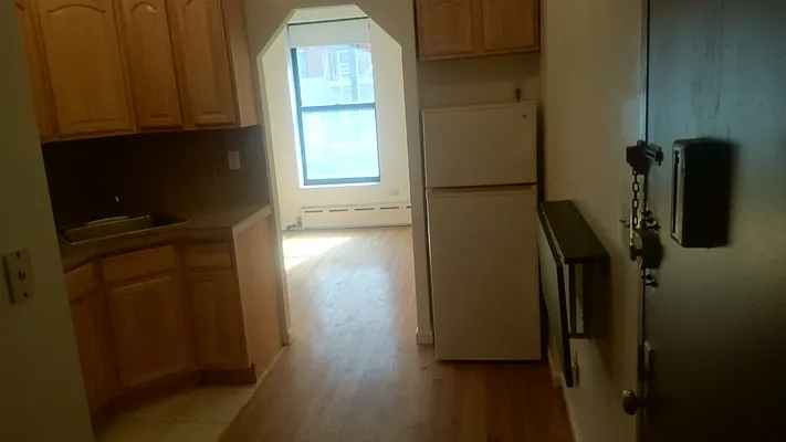 Rented by J Misrahi Realty Corp | media 15