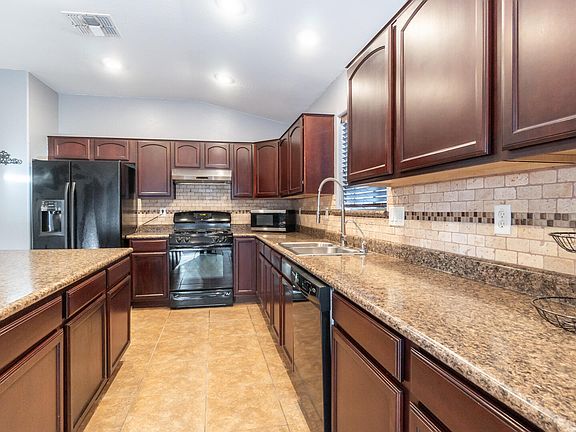4th image of 20810 N MADELINE Street
