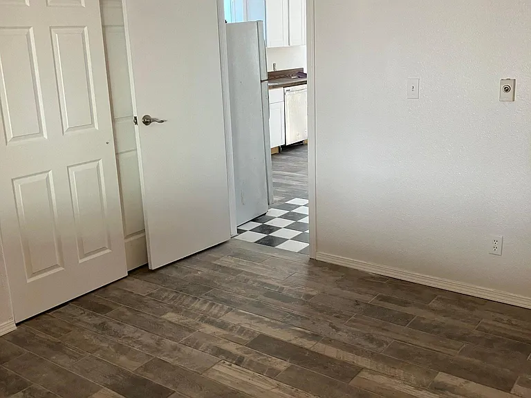 Entrance to bedroom