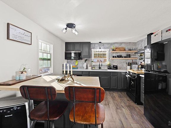 5th image of 700 Shady Glen Road #5
