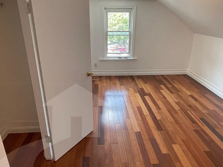 70-72 School St #2 — Photo 11