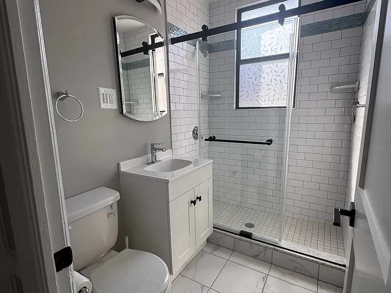 5435 Connecticut Ave NW #3 — Photo 10