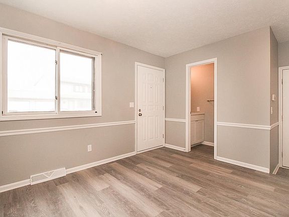 3rd image of 849 Gino Ln