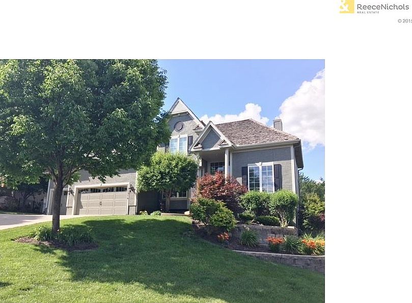 Welcome to 21316 W 82nd in beautiful Bristol Ridge.