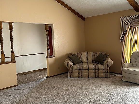 5th image of 707 N 2nd St