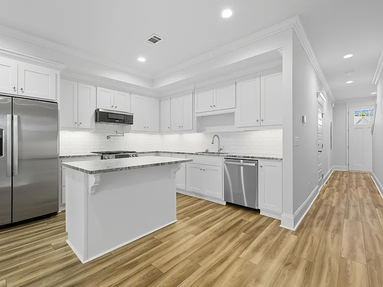 5017 Hamilton Cir — Photo 5