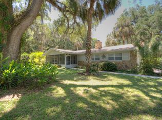 15 Palm Point Dr, Inglis, FL 34449