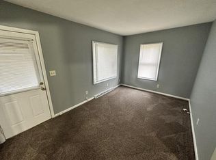 1633 6th St #1, Beloit, WI 53511