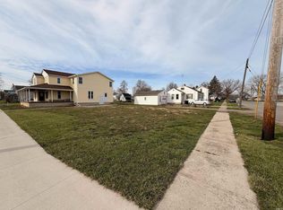 402 S Broadway St, Butler, IN 46721