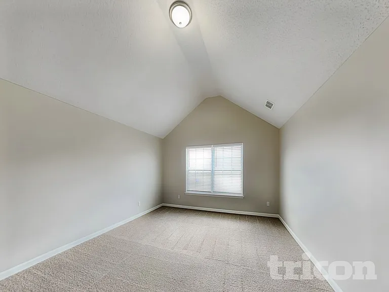 135 Belmont Ter — Photo 12