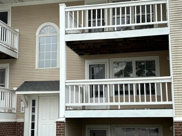 117 Fieldcrest St APT 202