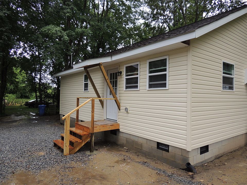1st image of 628 Edgewood Ave