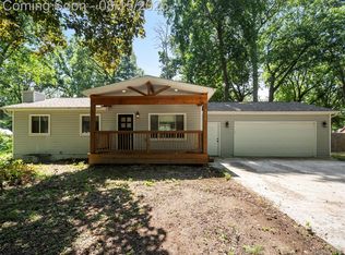 3575 Overton St, Waterford, MI 48328