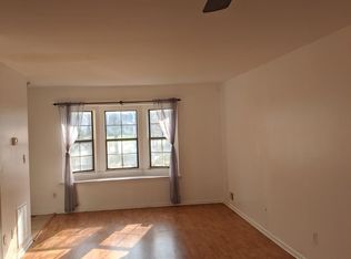 1407 Timber Oaks Rd, Edison, NJ 08820