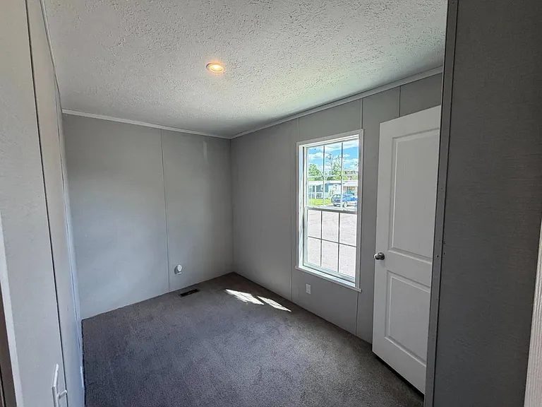 17 Highlander Ave #34 — Photo 12
