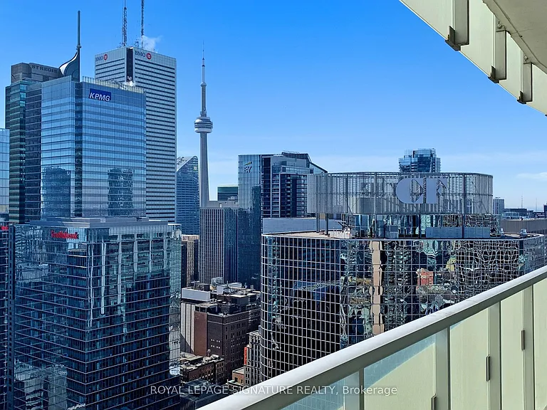 197 Yonge St #4409 — Photo 43
