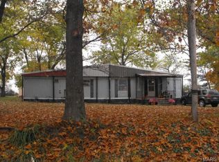 295 Old Yukon Rd, Raymondville, MO 65555