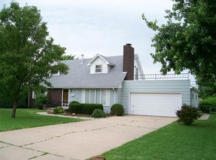 5520 Commanche Rd, Great Bend, KS 67530