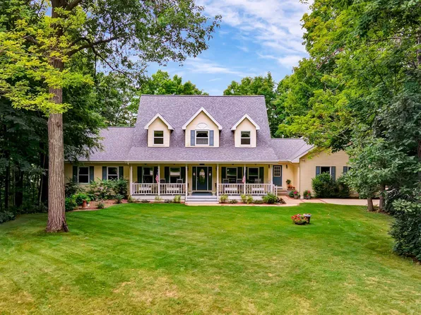 N7628 Royal And Ancient Dr, Elkhart Lake, WI 53020