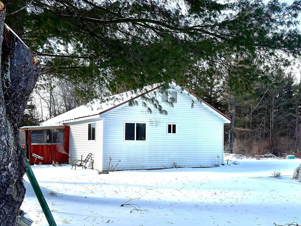 1st image of 60 S Kingston Rd