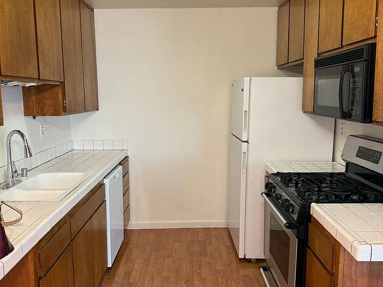 125 Vista View Dr — Photo 2