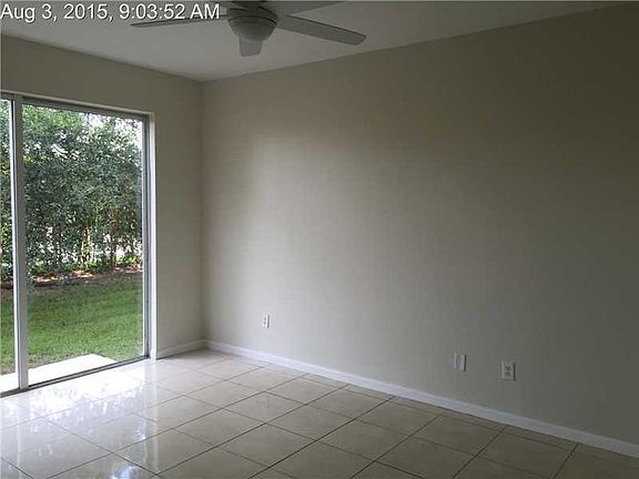 3rd image of 520 NE 21st Ave #520