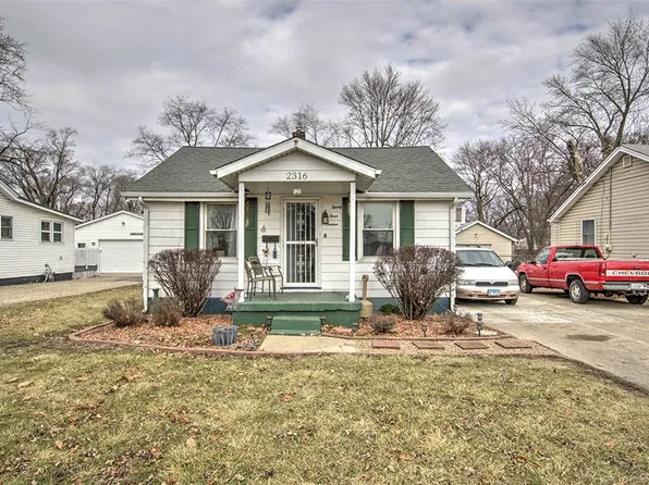 2316 E Division St, Decatur, IL 62526