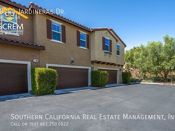 3rd image of 28743 Jardineras Dr