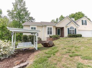 645 Rosebud Ln, Winder, GA 30680