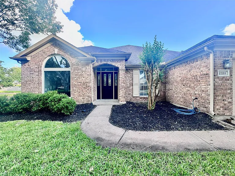 2123 Hollow Reef Cir — Photo 4