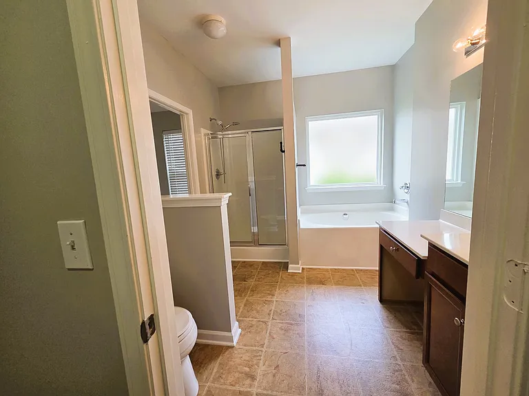 4213 Longfellow Dr — Photo 16