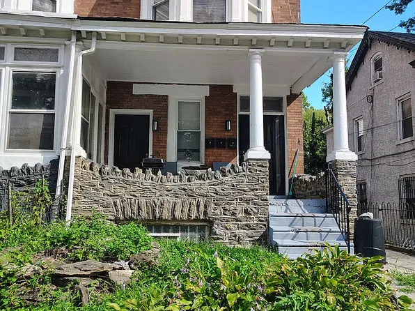 240 E Walnut Ln #C, Philadelphia, PA 19144