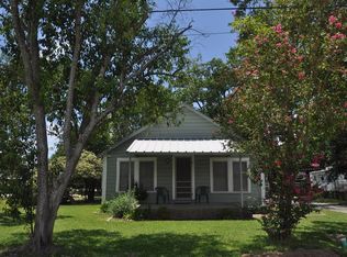 3430 Pansy St, Pasadena, TX 77505