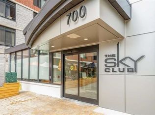 700 1st St APT 4F, Hoboken, NJ 07030