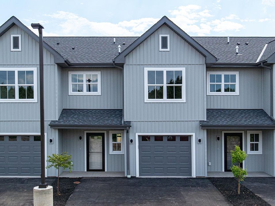 1st image of 1076 W 20th Ave