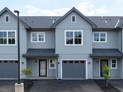 1080 W 20th Ave, Oshkosh, WI, 54902