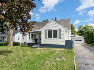 703 S Johnson St, Bay City, MI 48708